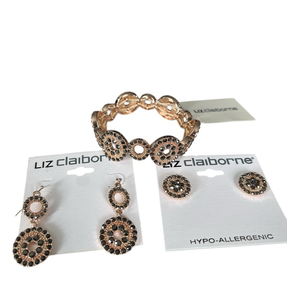 Liz Claiborne Jewelry - Liz Claiborne NWT Women’s 3pc Set Gold and Black Stretchy Bracelet & Earrings